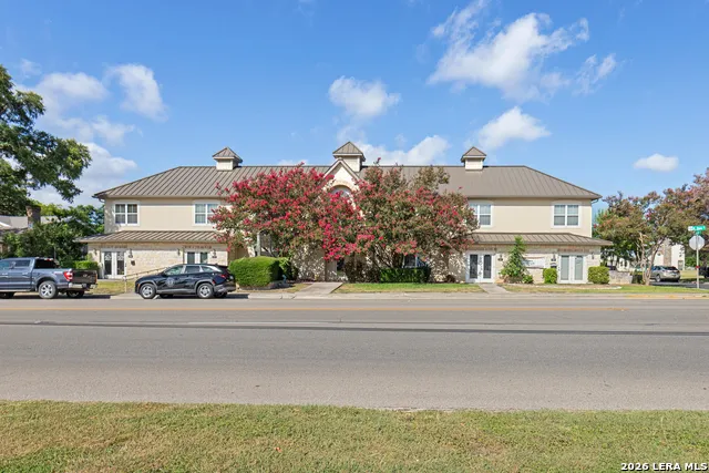 624 MAIN ST Boerne, TX 78006