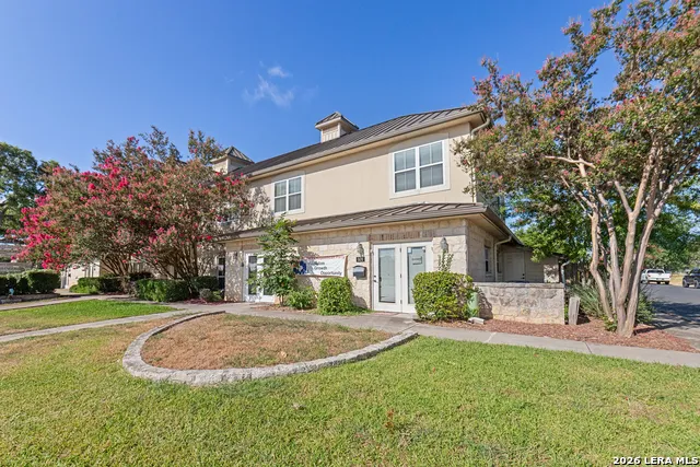 624 MAIN ST Boerne, TX 78006