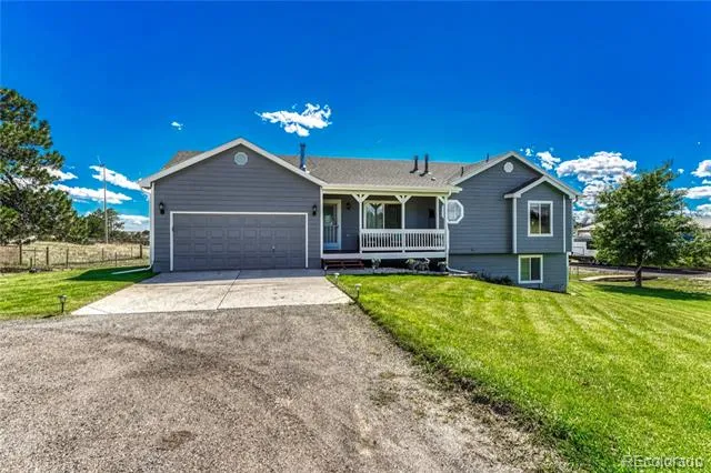 1166 Belgian Trail Elizabeth, CO 80107