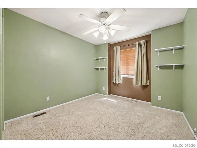 327 44th Ave Ct Greeley, CO 80634