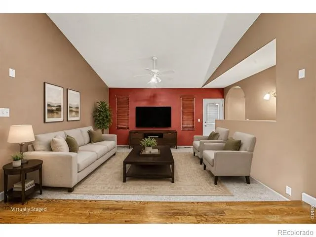 327 44th Ave Ct Greeley, CO 80634