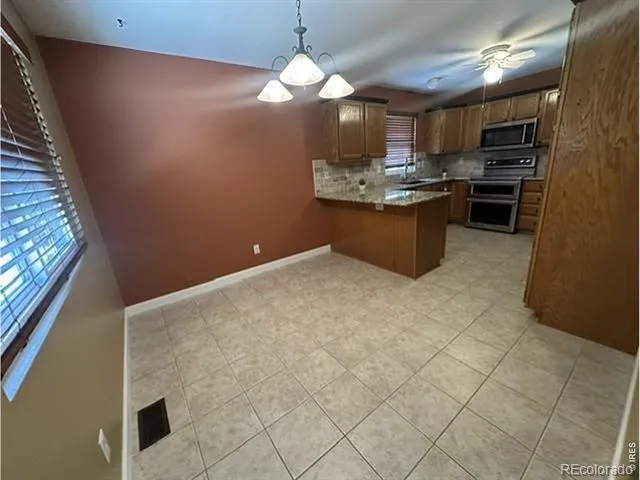 327 44th Ave Ct Greeley, CO 80634