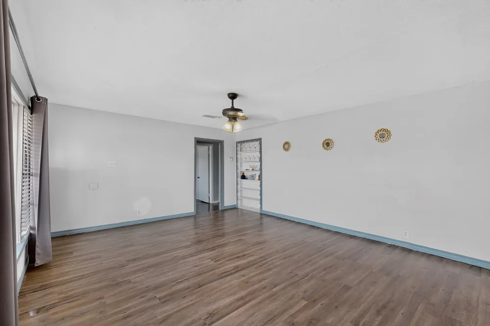 3004 Hickory Tree Road Balch Springs, TX 75180