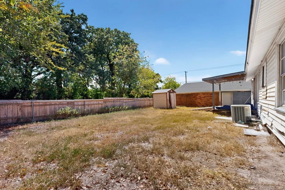 3004 Hickory Tree Road Balch Springs, TX 75180