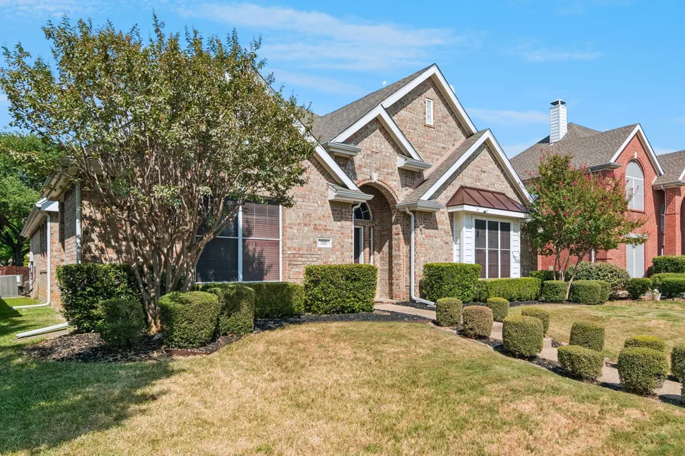 305 Andre Drive Irving, TX 75063