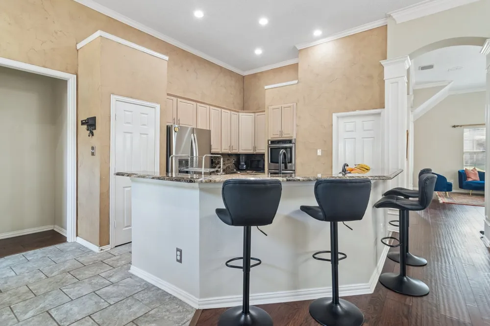 305 Andre Drive Irving, TX 75063