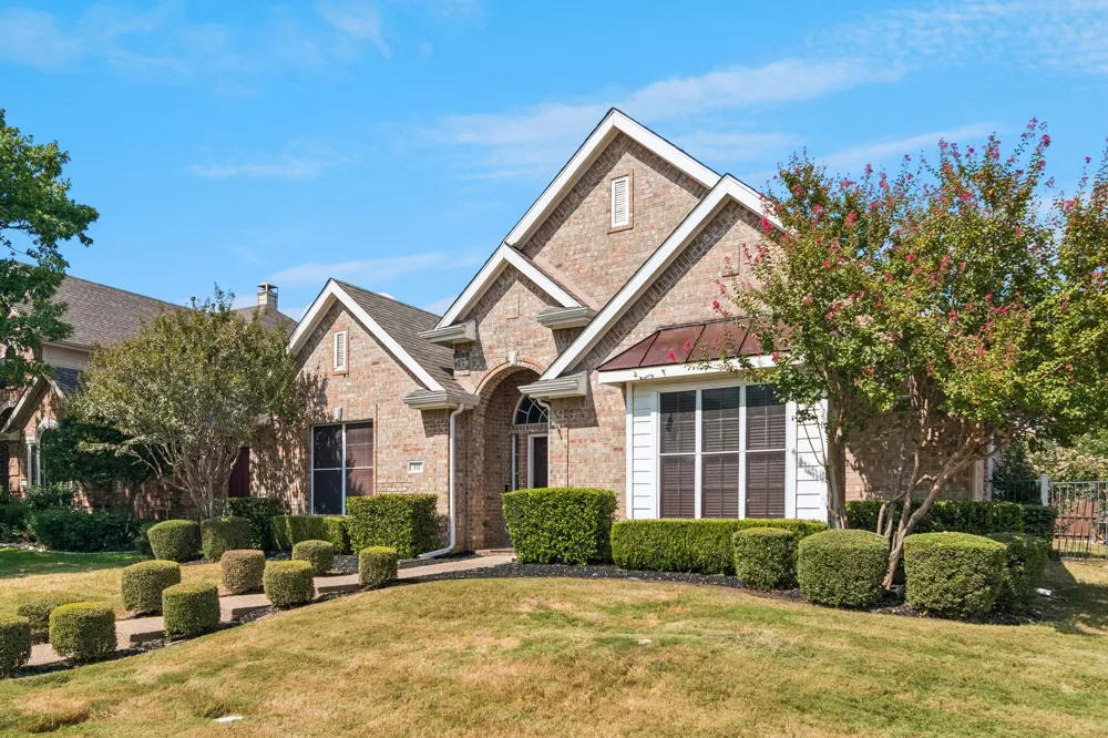 305 Andre Drive Irving, TX 75063