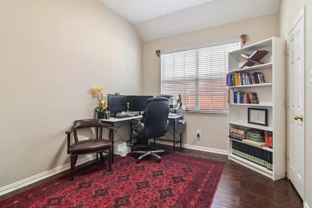 305 Andre Drive Irving, TX 75063