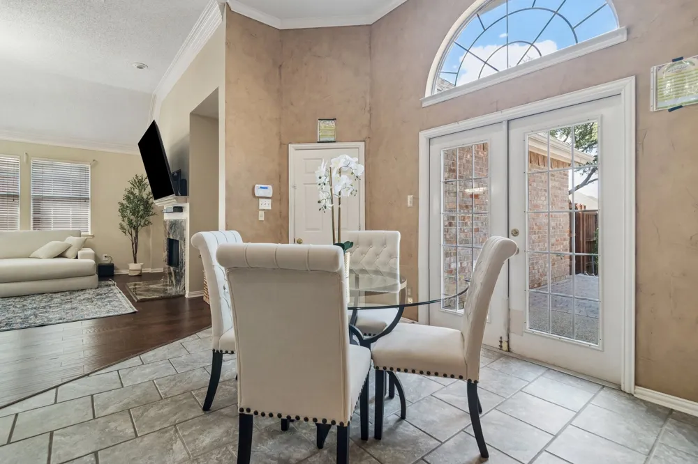305 Andre Drive Irving, TX 75063