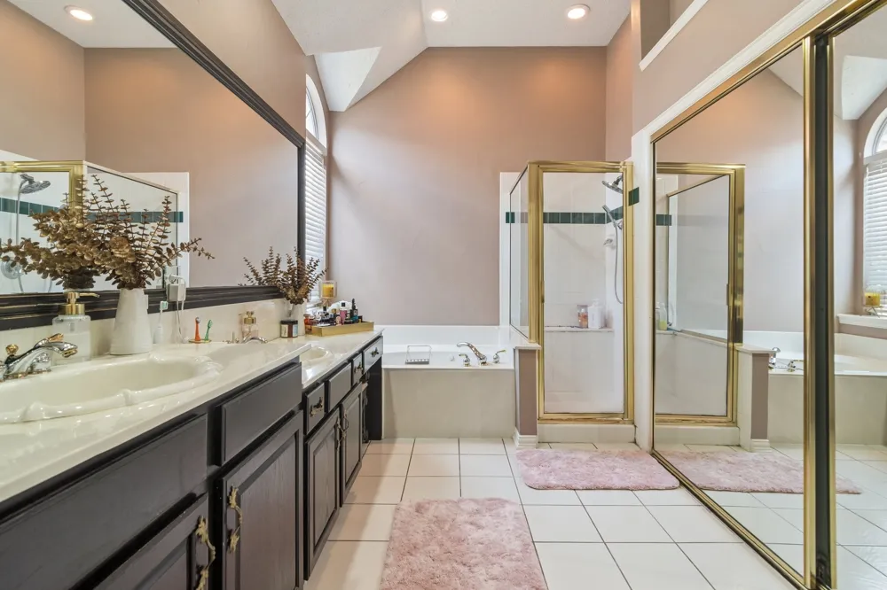 305 Andre Drive Irving, TX 75063