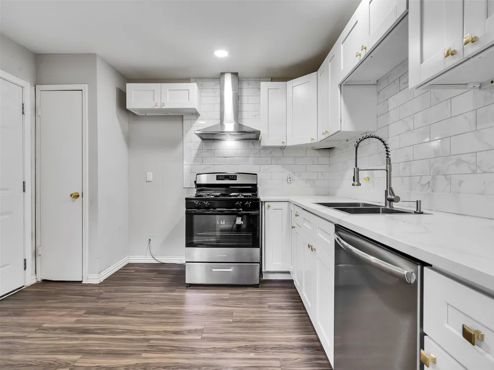 4411 Yupon Ridge Drive Houston, TX 77072