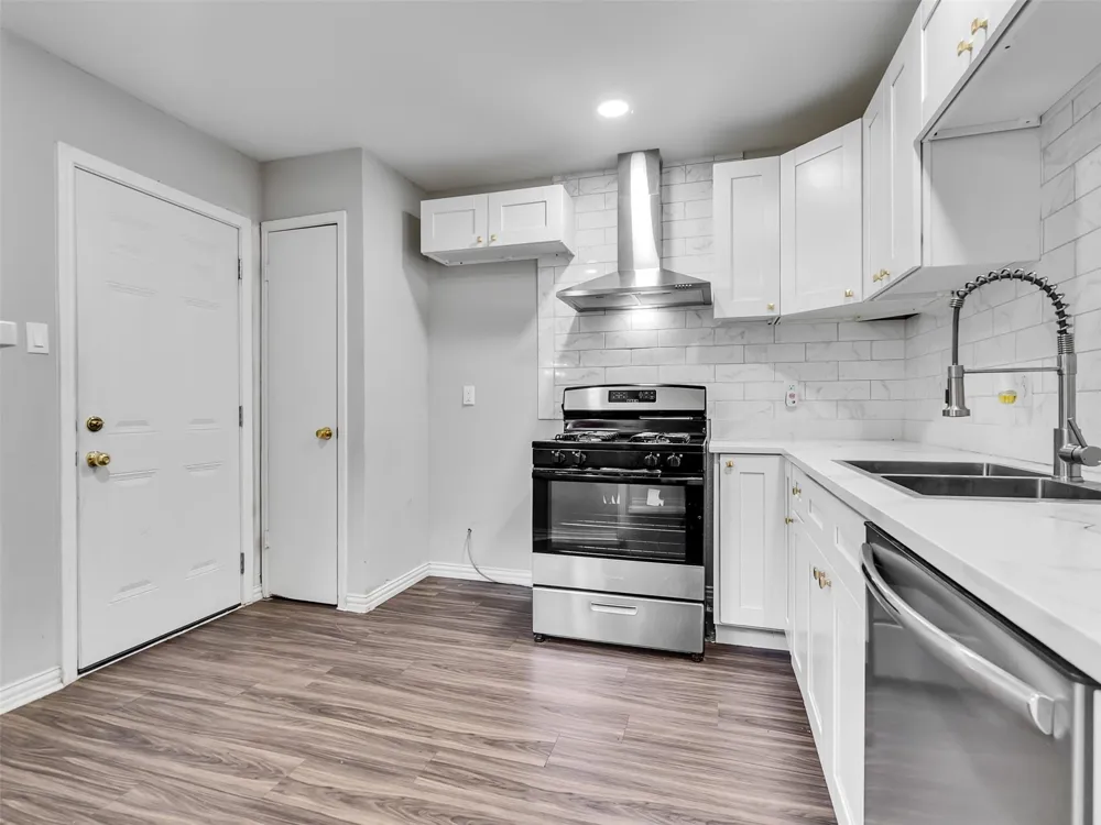 4411 Yupon Ridge Drive Houston, TX 77072