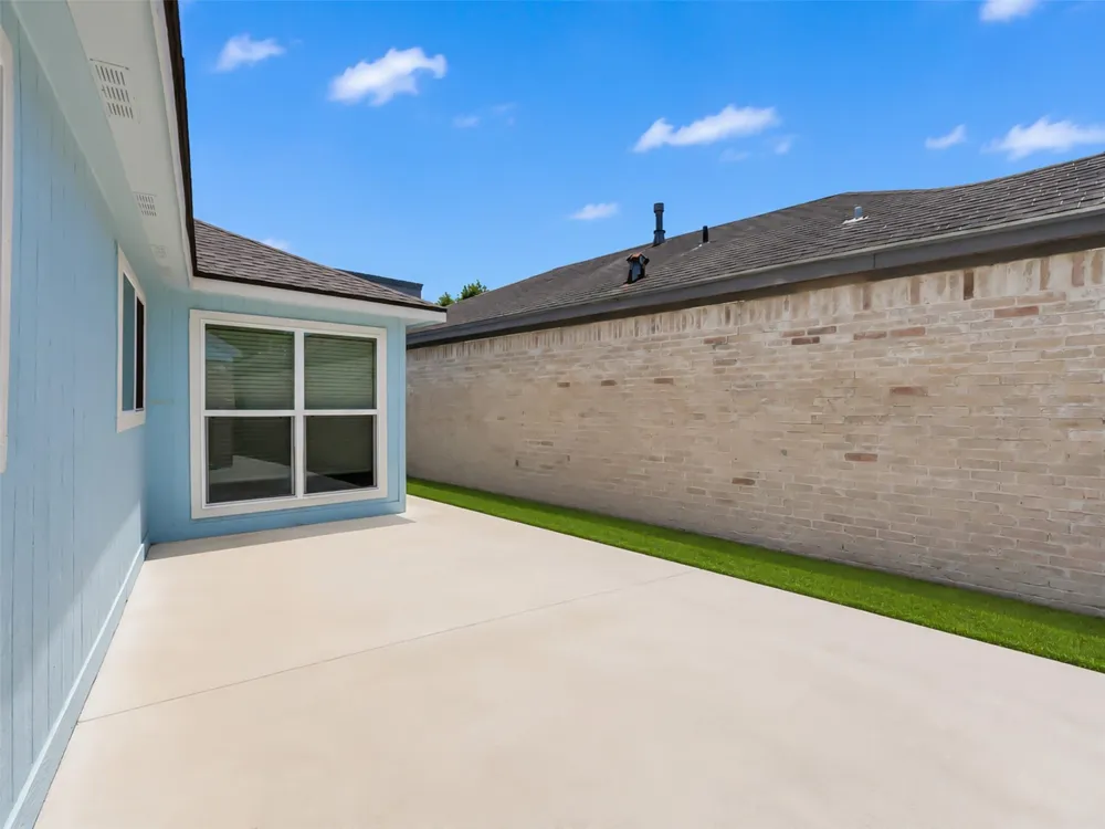 4411 Yupon Ridge Drive Houston, TX 77072