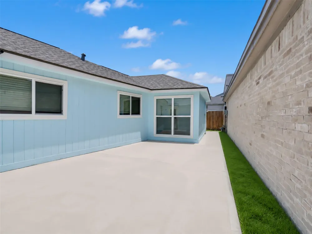 4411 Yupon Ridge Drive Houston, TX 77072