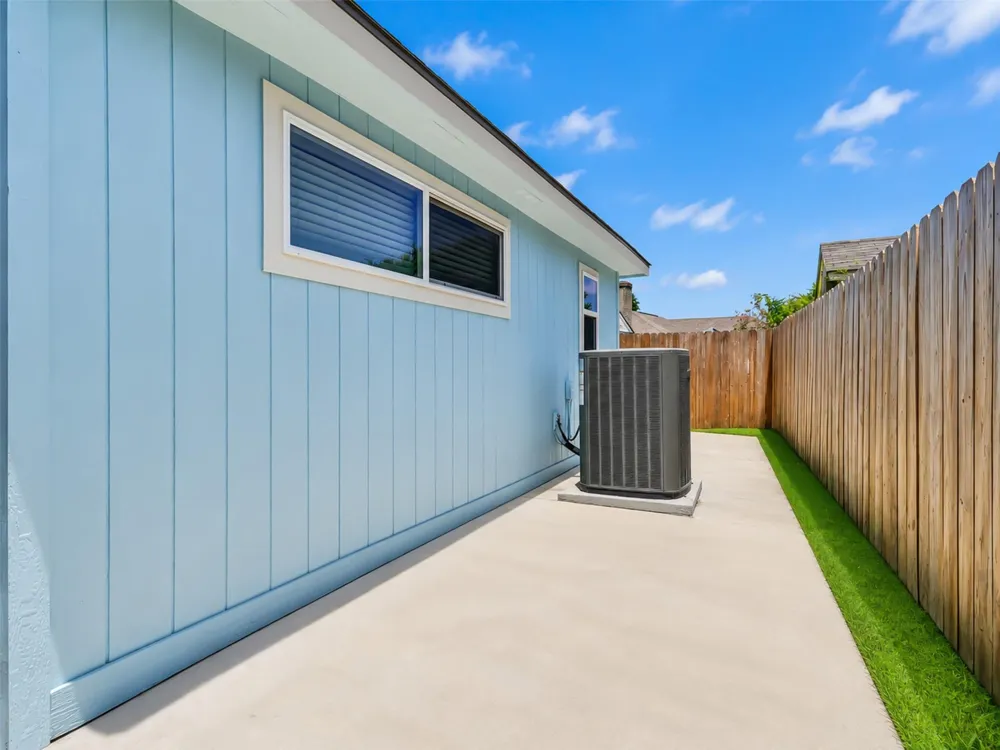 4411 Yupon Ridge Drive Houston, TX 77072