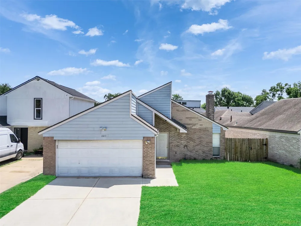 4411 Yupon Ridge Drive Houston, TX 77072