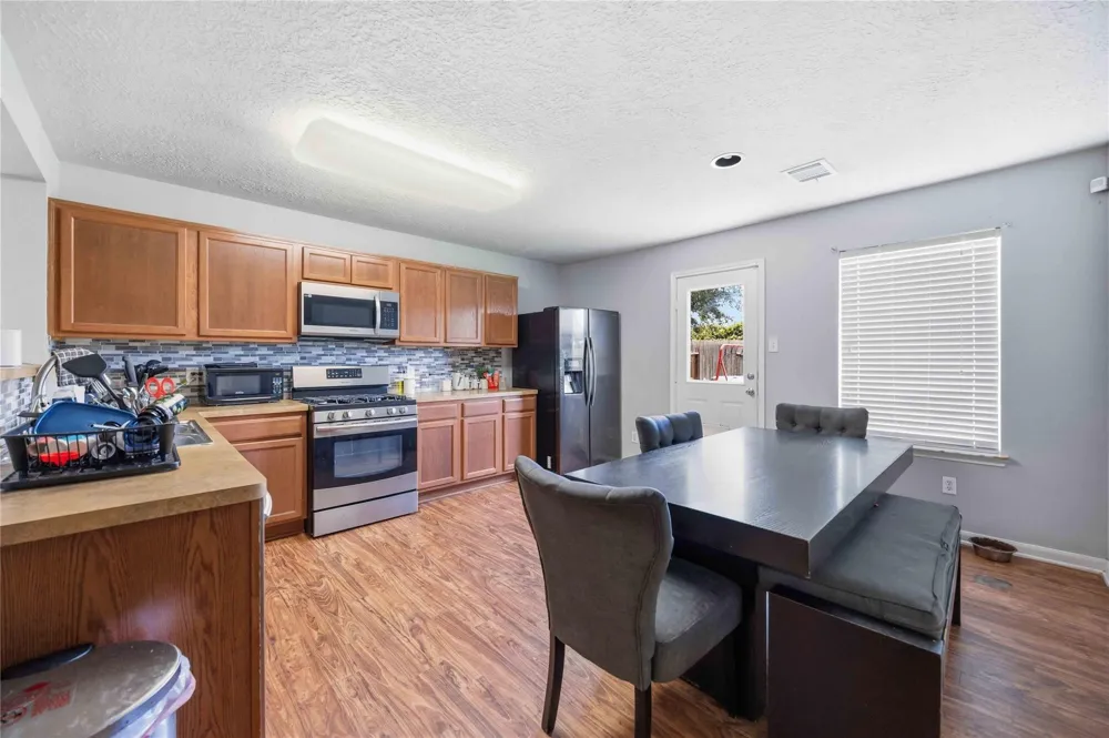 3618 Fuller Bluff Drive Spring, TX 77386