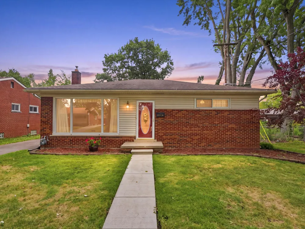25036 Cathedral Street Redford, MI 48239
