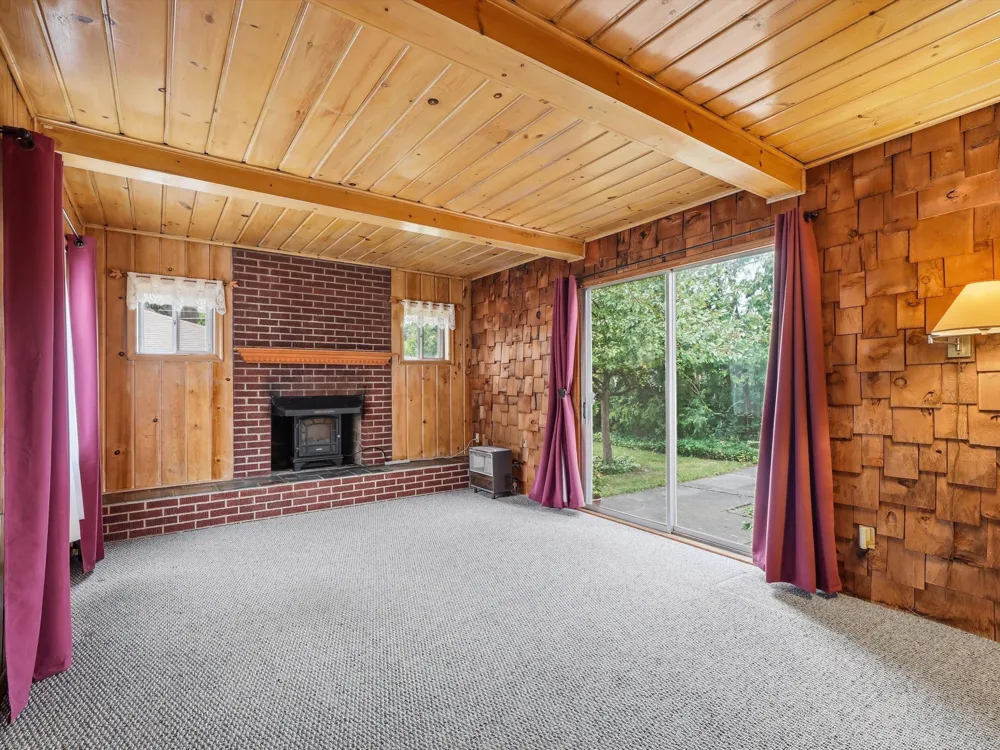 25036 Cathedral Street Redford, MI 48239