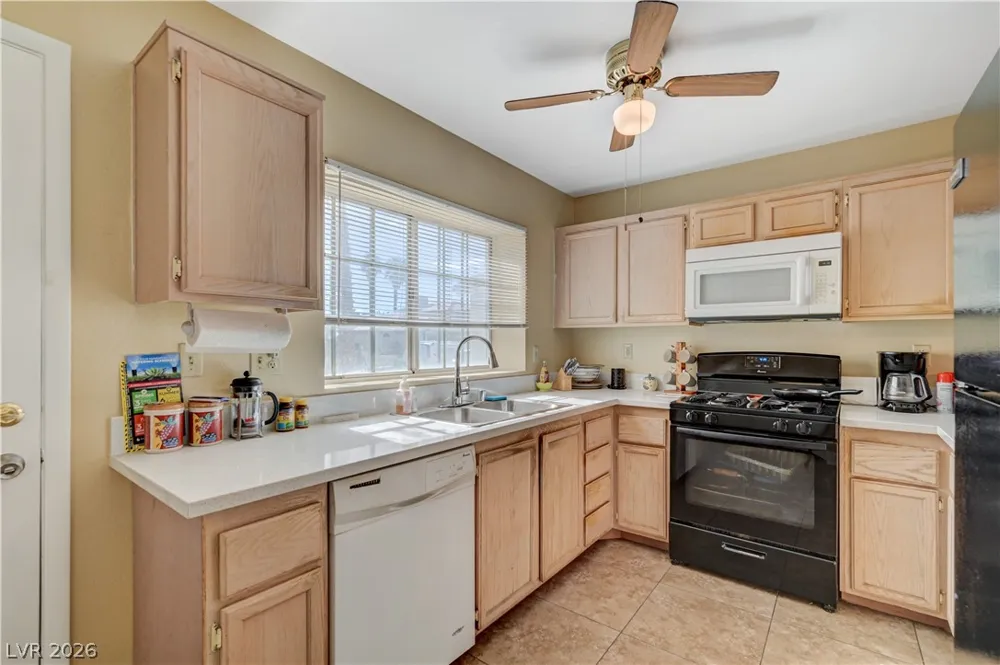 2120 Brassy Drive Las Vegas, NV 89142