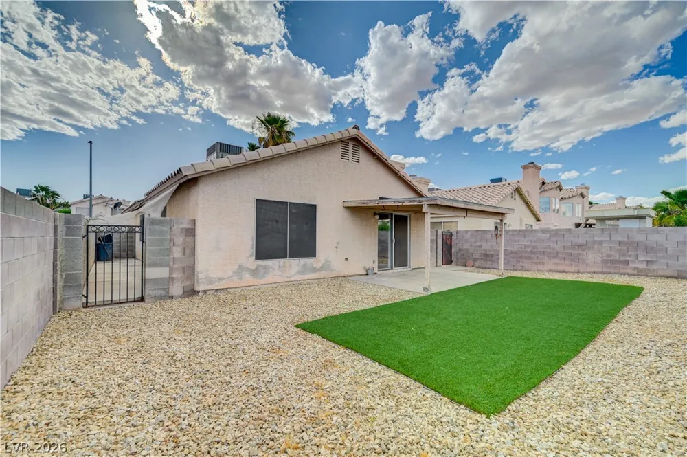 2120 Brassy Drive Las Vegas, NV 89142