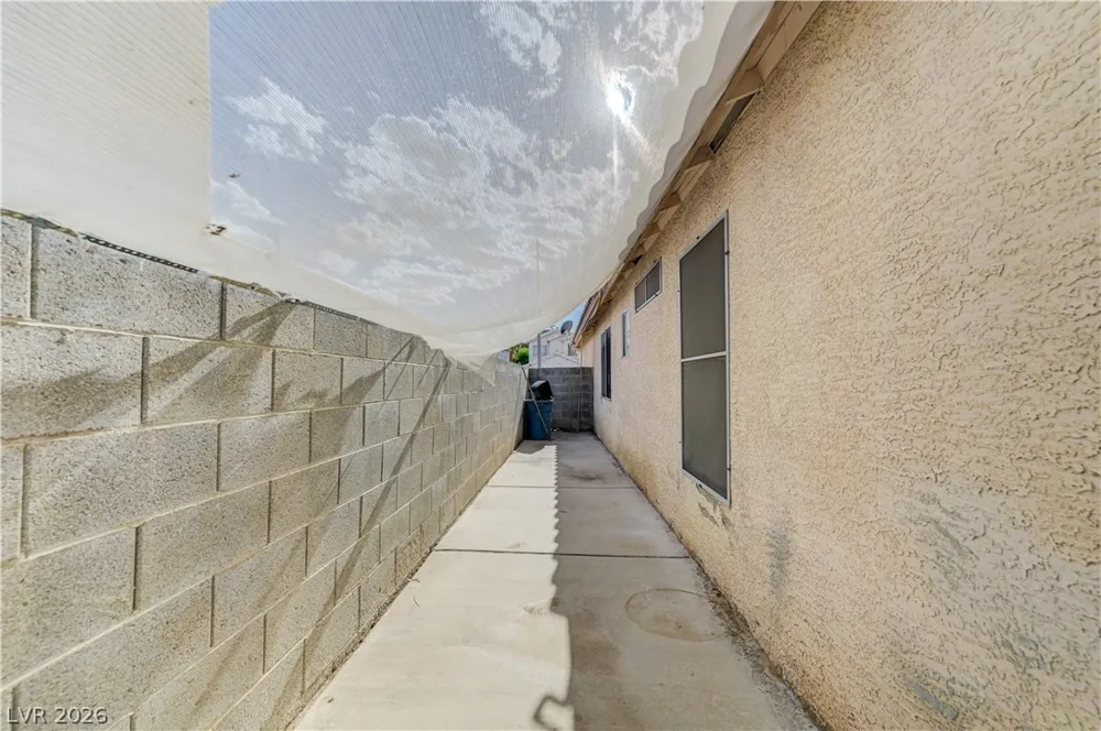 2120 Brassy Drive Las Vegas, NV 89142