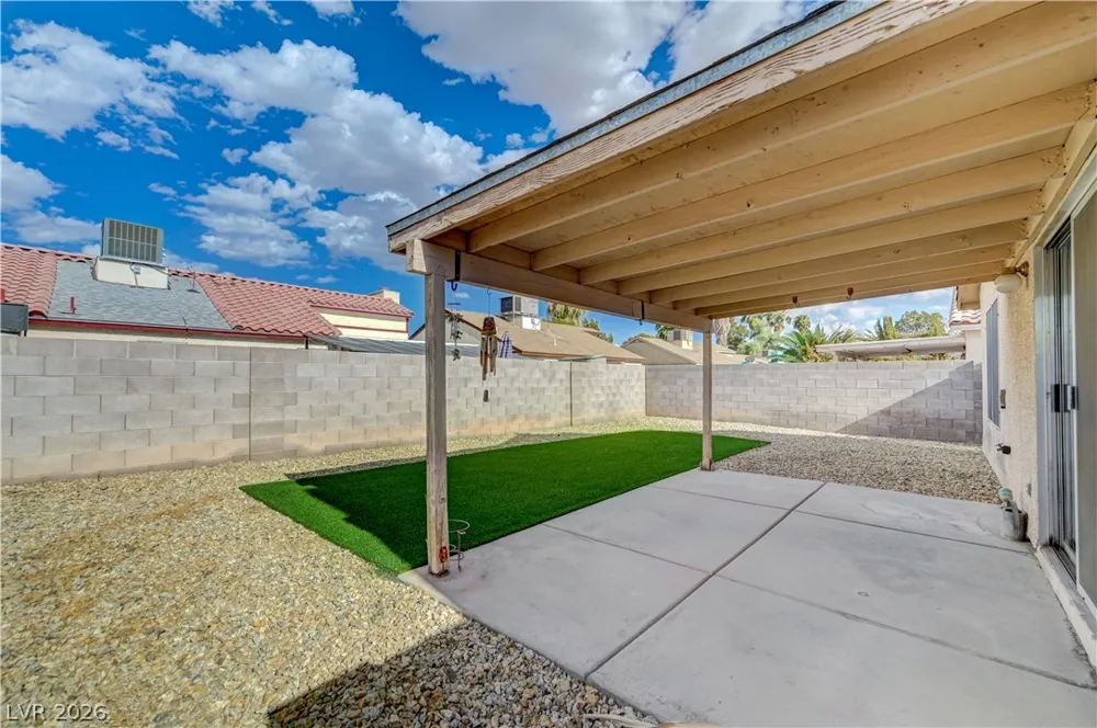 2120 Brassy Drive Las Vegas, NV 89142