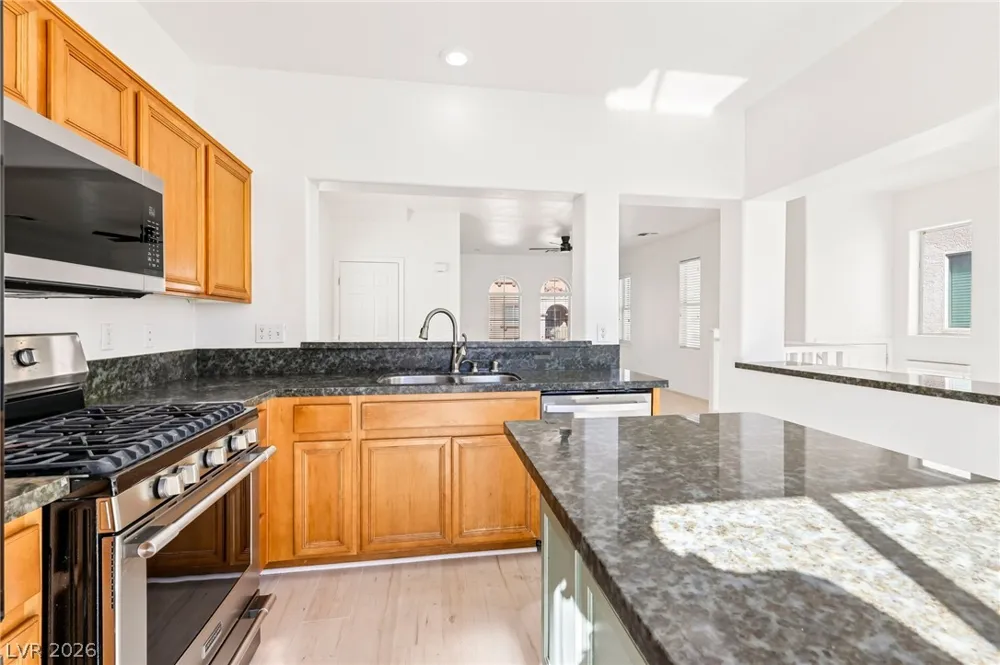 9550 Summer Furnace Street Las Vegas, NV 89178