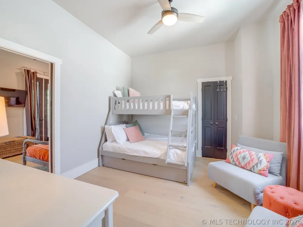 29 Park Street Carlton Landing, OK 74432