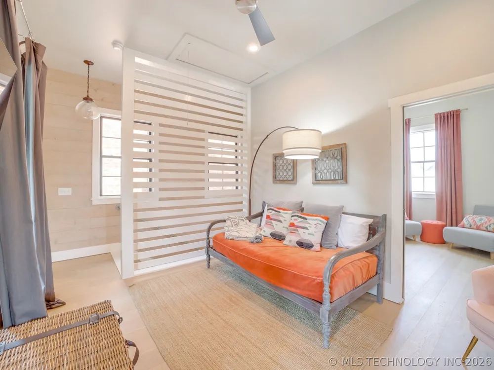 29 Park Street Carlton Landing, OK 74432