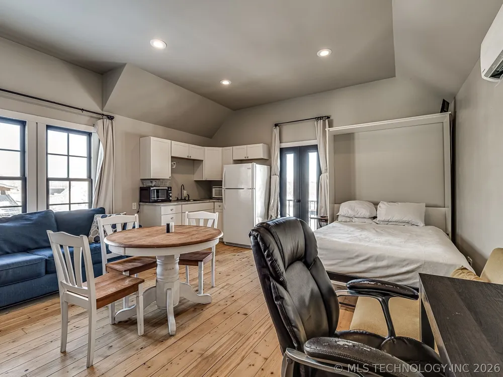 29 Park Street Carlton Landing, OK 74432