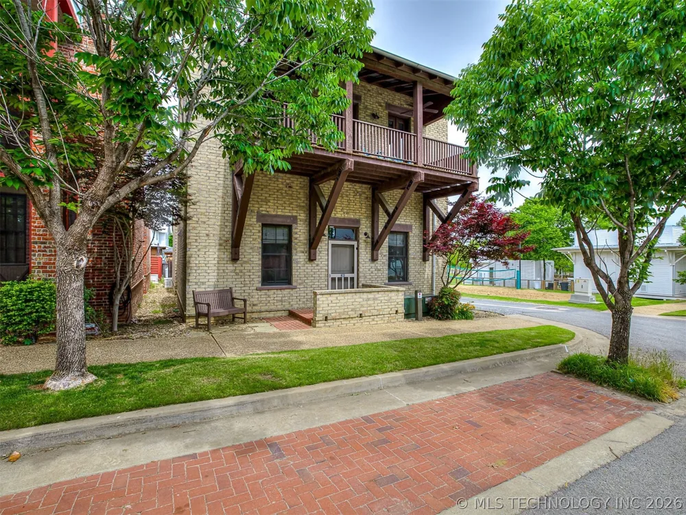 29 Park Street Carlton Landing, OK 74432