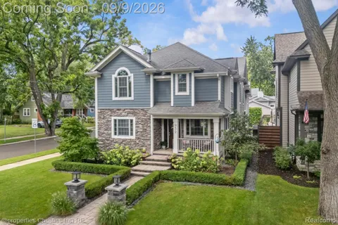 932 Roselawn Drive