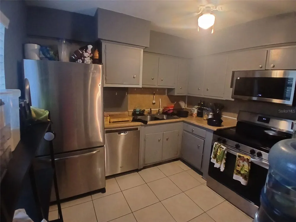 1818 HEATHER AVENUE Tampa, FL 33612
