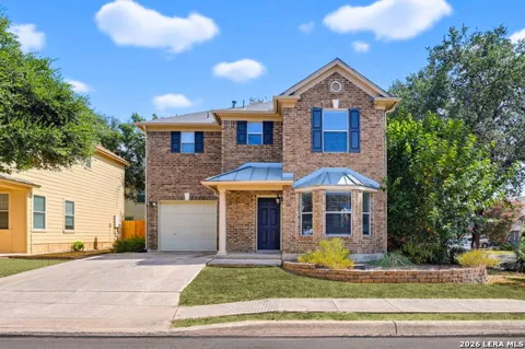 146 CINDY LOU DR