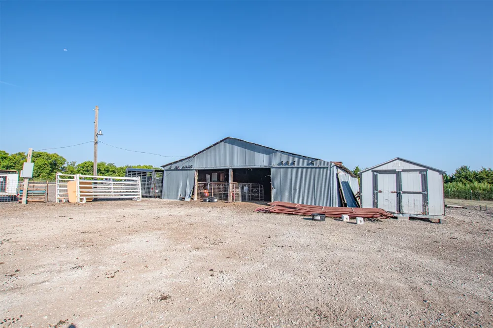 5271 US Highway 69 Celeste, TX 75423
