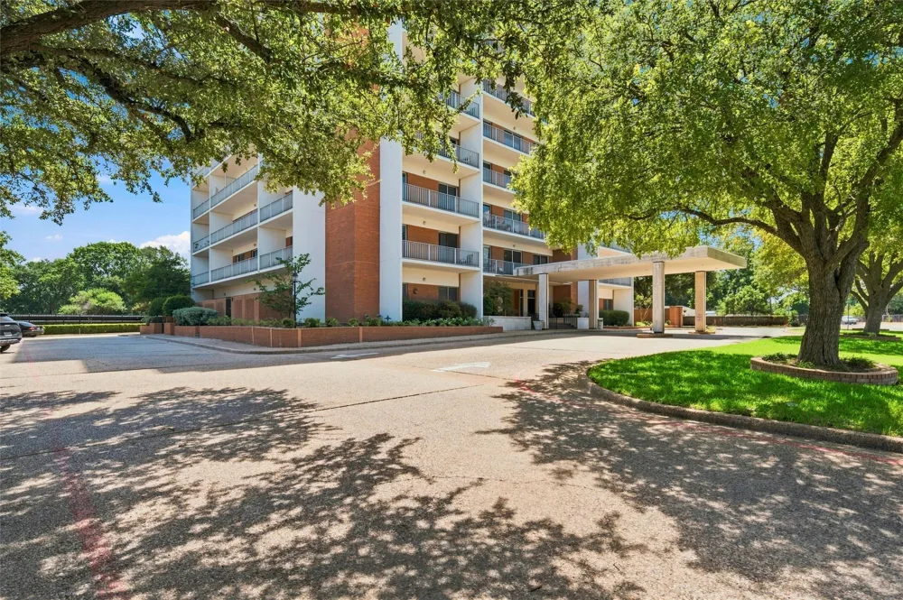 4924 Cobbs Drive #4E Waco, TX 76710