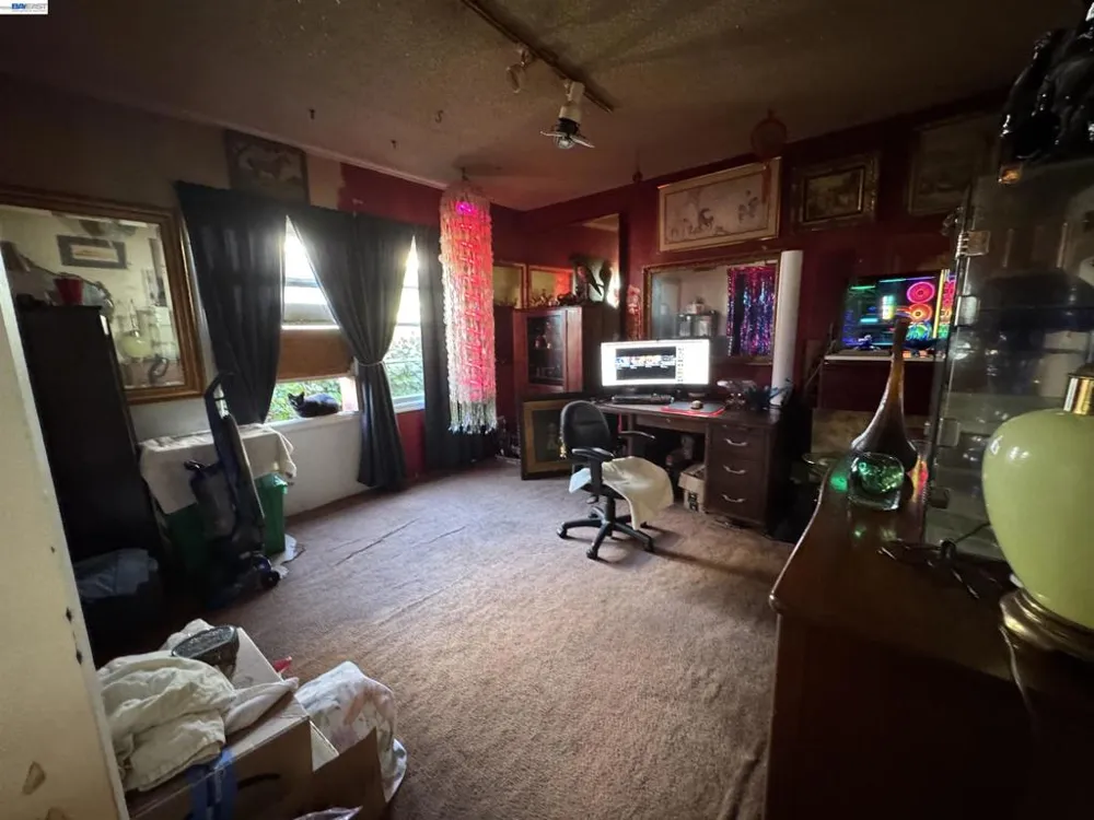 2120 Sol San Leandro, CA 94578