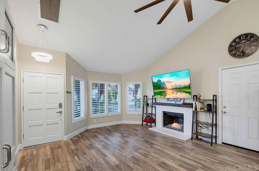 21716 Paxton Mission Viejo, CA 92692