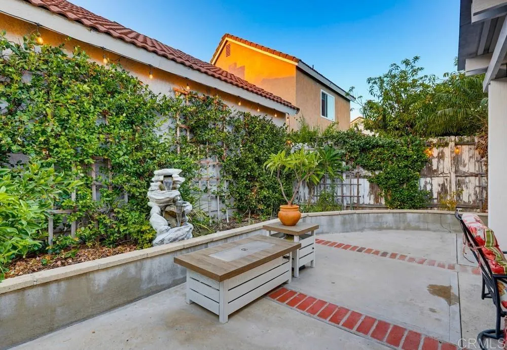 21716 Paxton Mission Viejo, CA 92692
