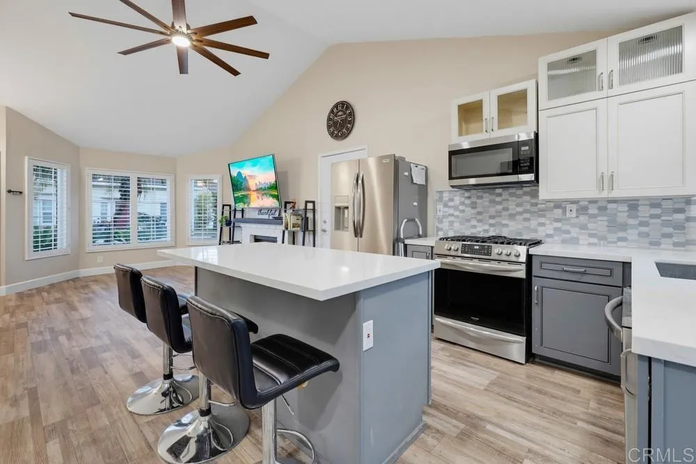 21716 Paxton Mission Viejo, CA 92692