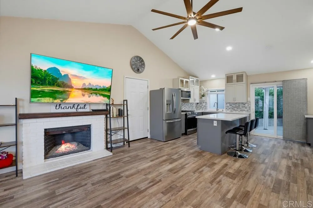 21716 Paxton Mission Viejo, CA 92692