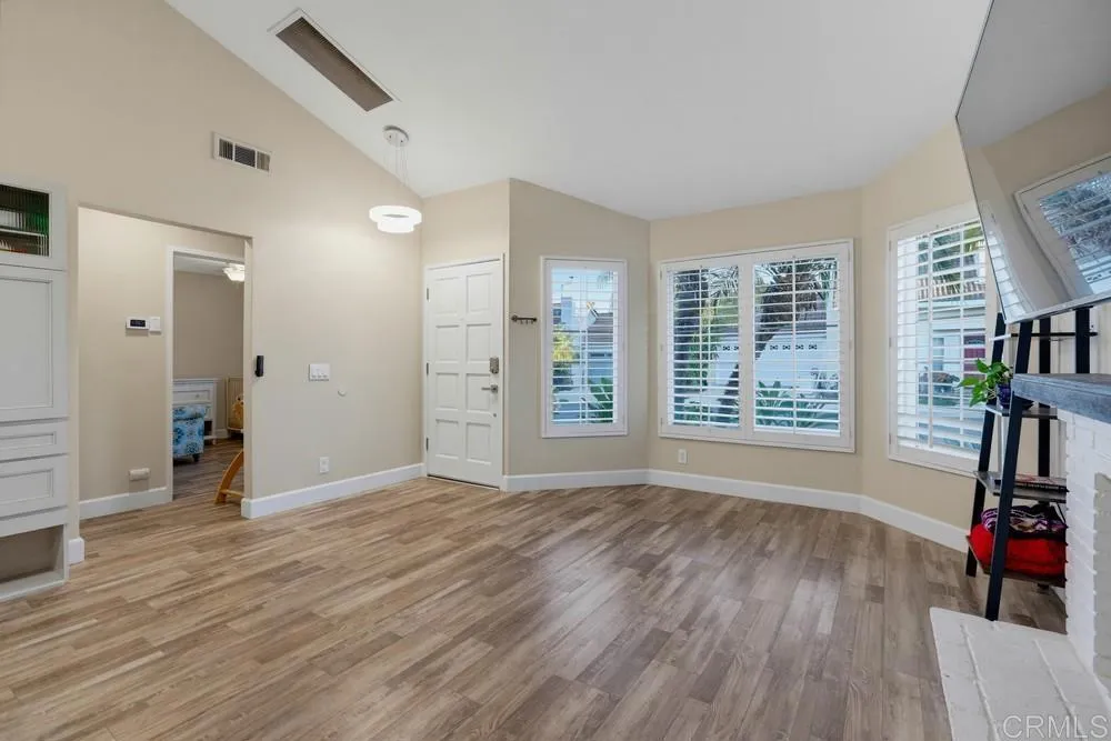 21716 Paxton Mission Viejo, CA 92692