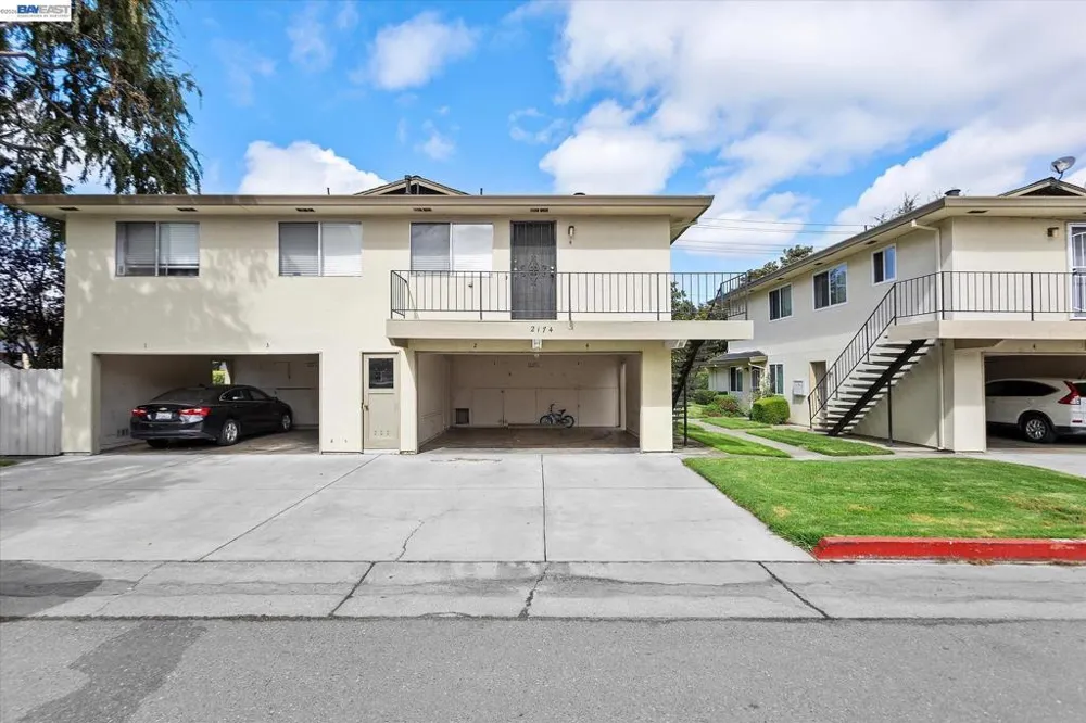 2174 Decoto Rd Union City, CA 94587