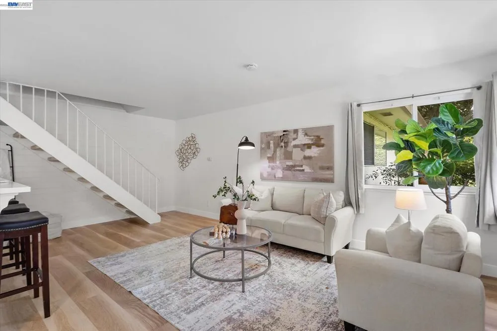 2174 Decoto Rd Union City, CA 94587