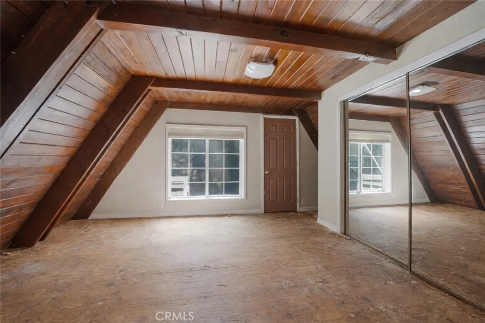 2073 Mojave Scenic Drive Wrightwood, CA 92397