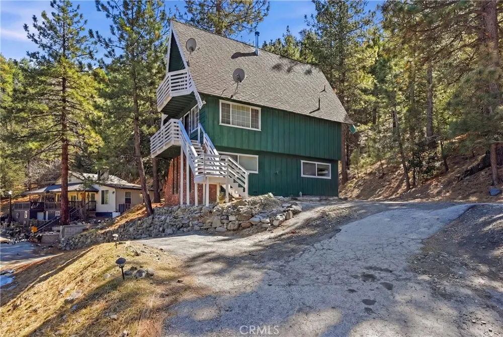 2073 Mojave Scenic Drive Wrightwood, CA 92397