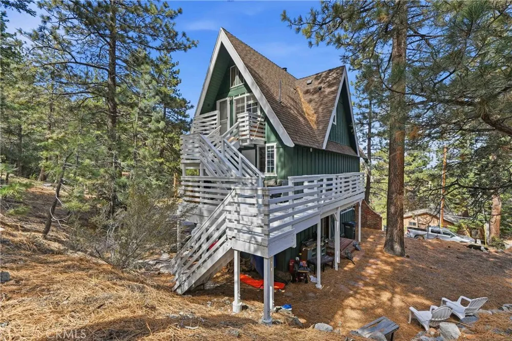 2073 Mojave Scenic Drive Wrightwood, CA 92397
