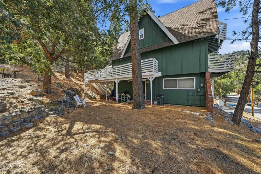 2073 Mojave Scenic Drive Wrightwood, CA 92397