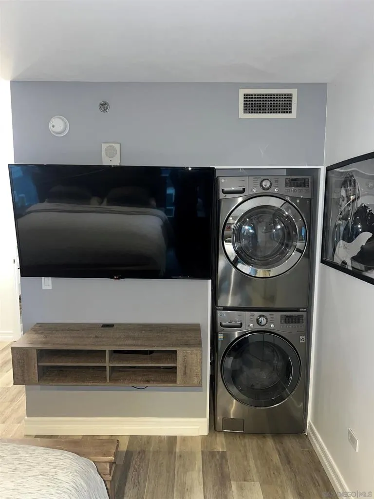 425 W Beech St #336 San Diego, CA 92101